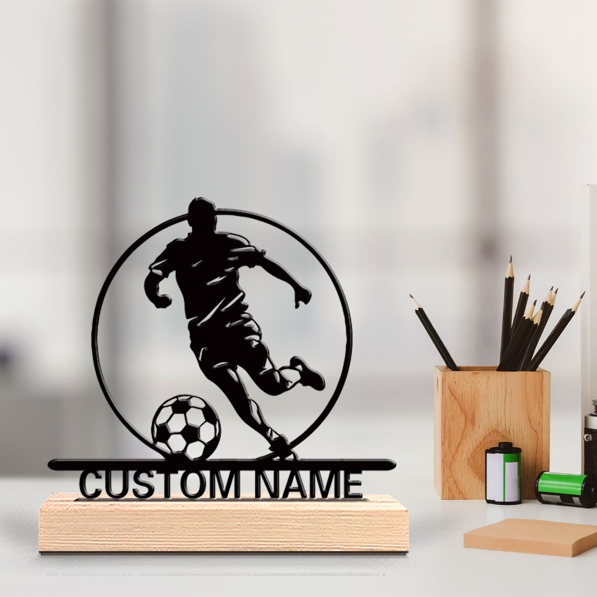 Home Office Setup - Statua in Metallo Personalizzata di Calciatore