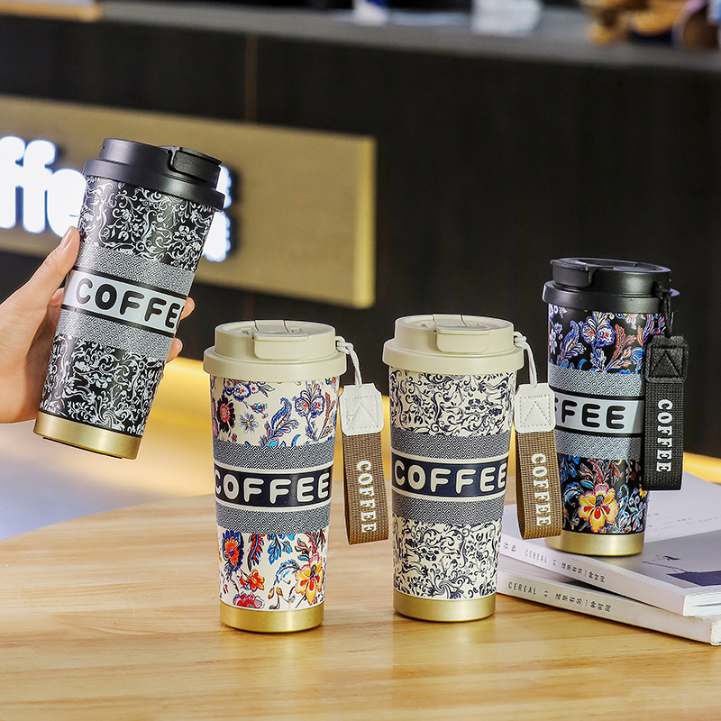 Tazza da caffè in paglia sotto - Home Office Hours recensione e prezzo