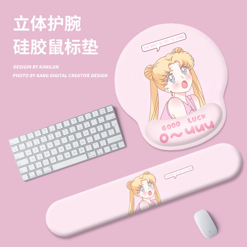 Sailor Moon Office Mouse Pad S - Wrist Rest Pad recensione e prezzo