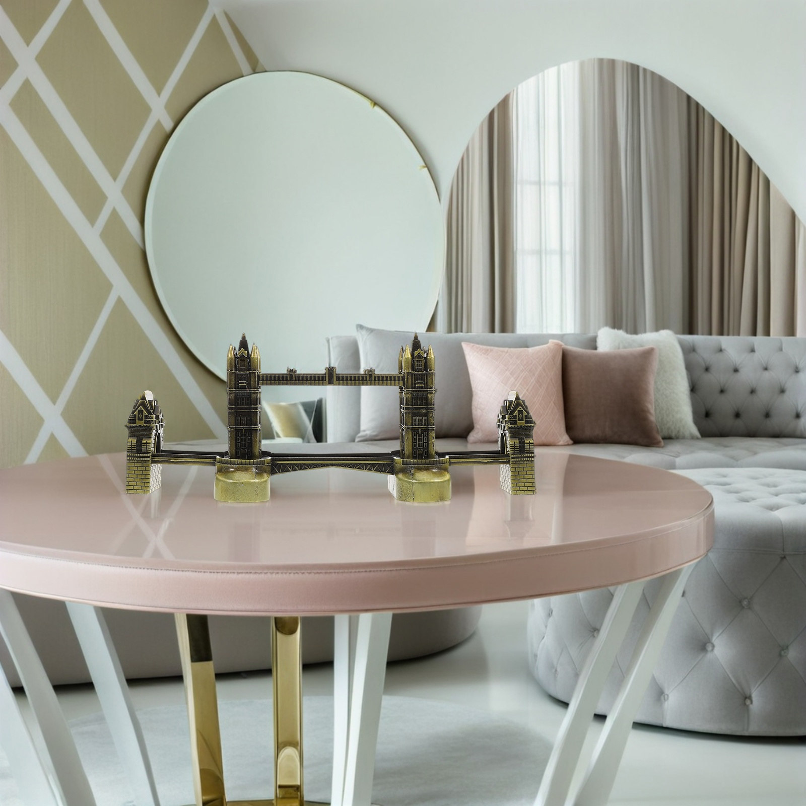 Scultura in Metallo del Tower  - Home Office London recensione e prezzo
